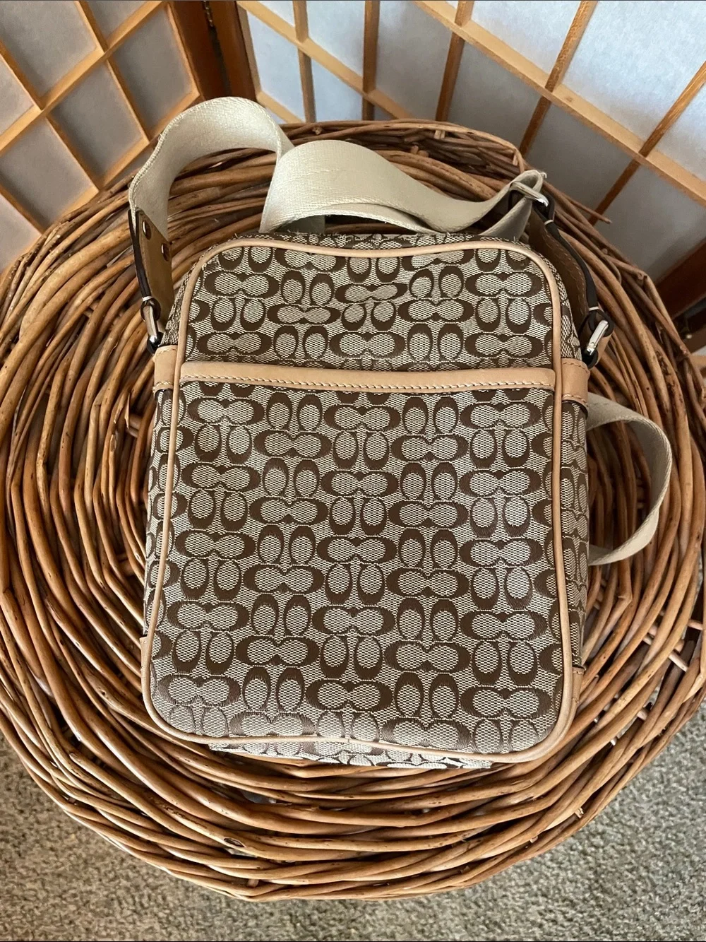 Vintage Coach Slingback Jacquard Messenger Bag in Khaki and Chalk